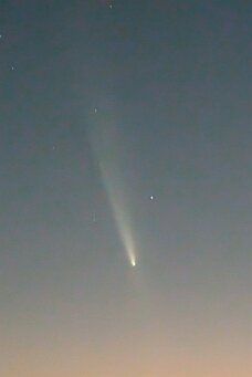 2024-10-13 18.53.01 Comet Tsuchinshan–ATLAS in the evening sky